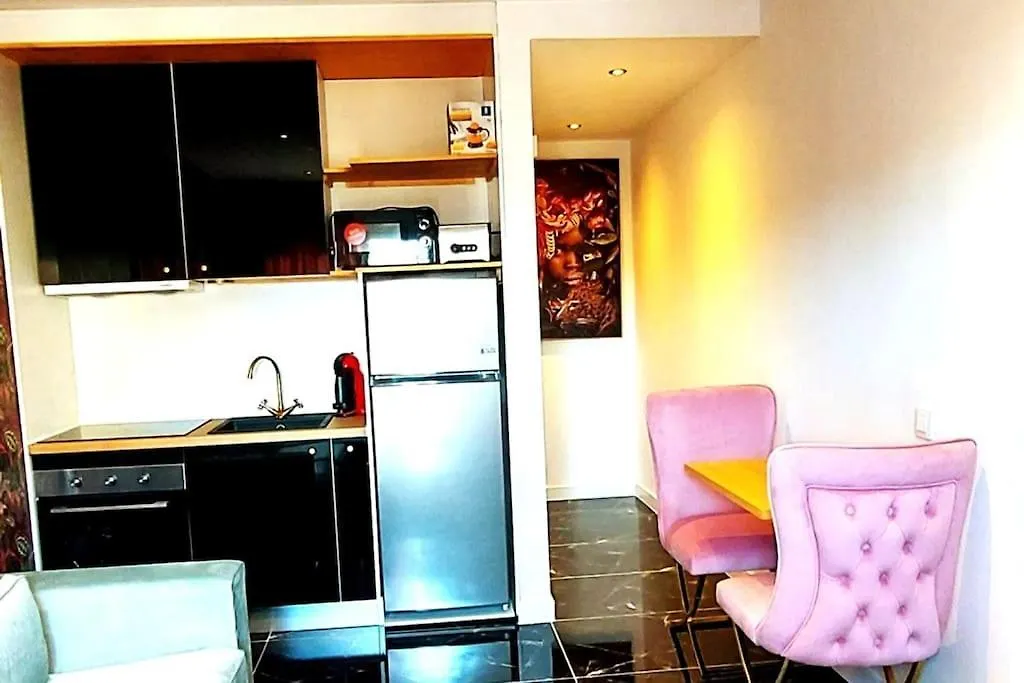 Luxury Kim Apartment, Ocean View & Wifi Free Playa Paraiso  Espanha
